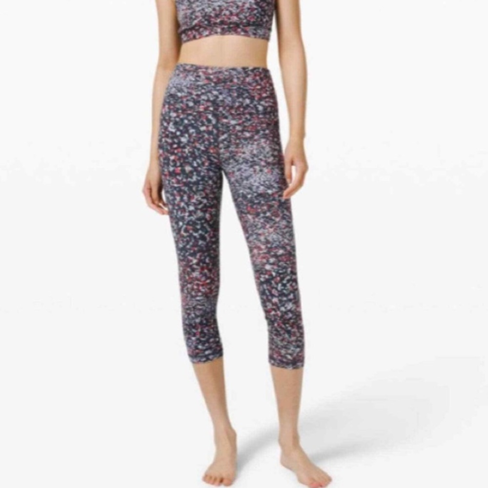 Lululemon align high rise crop leggings water blossom size 20